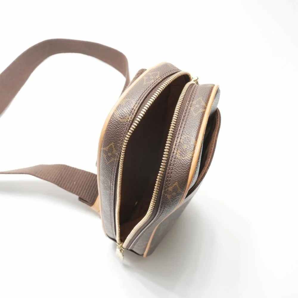 LOUIS VUITTON Brown Monogram Pochette Shoulder Bag